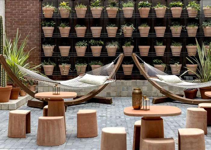 Bermonds Locke, Tower Bridge